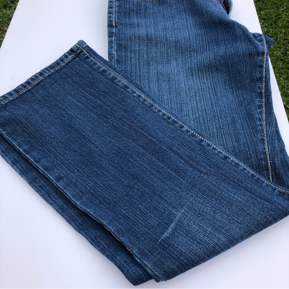 Levi’s 550 women’s size 10 medium